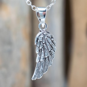 Änglavingar-hänge i sterlingsilver: Halsband med skyddsängelberlock bild 1