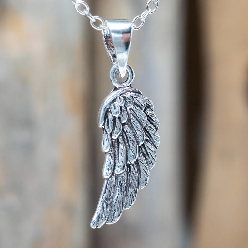 Änglavingar-hänge i sterlingsilver: Halsband med skyddsängelberlock bild 1