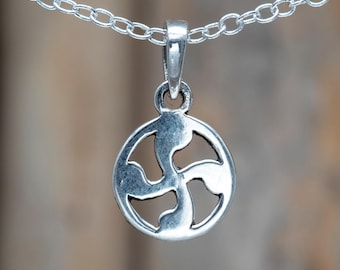 Ciondolo a croce Lauburu in argento sterling 925, fatto a mano. La
