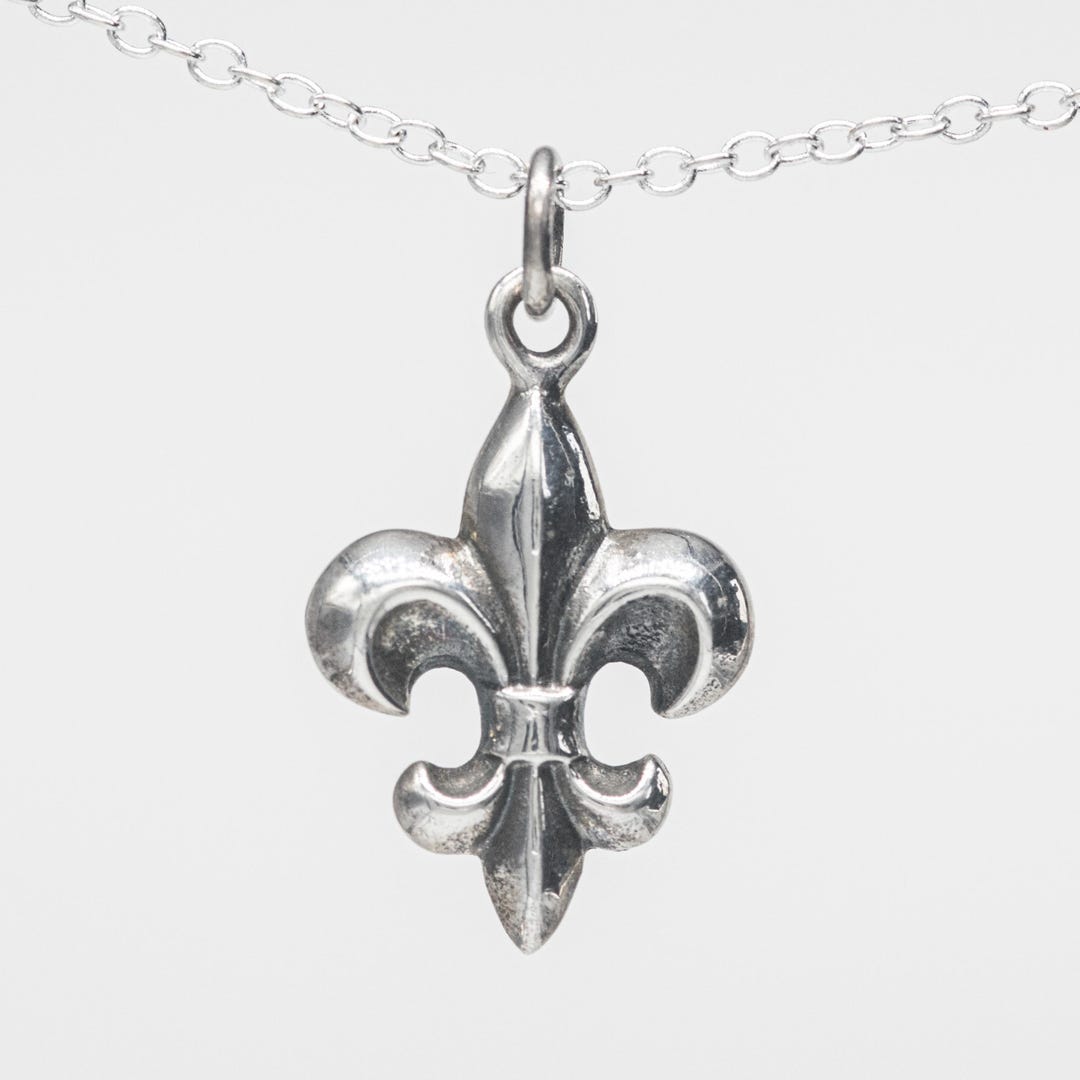 Silver Fleur De Lis - French Lily Flower - Coat of Arms