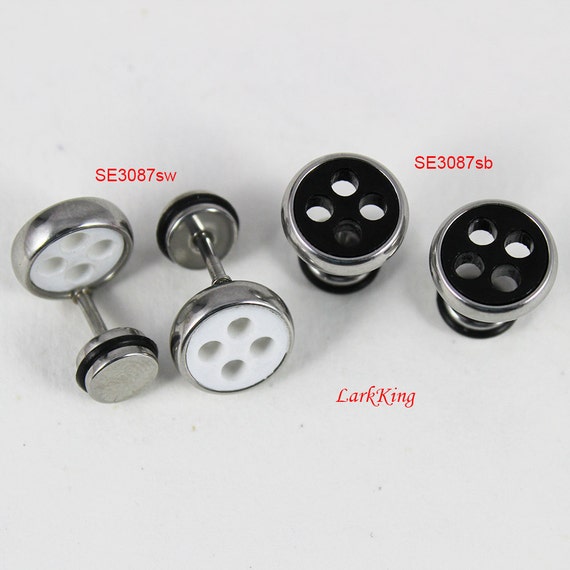 Etsy store button earrings