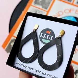 Recycled vinyl record black teardrop earrings / minimal eco chic black earrings / mod earrings / lightweight image 4