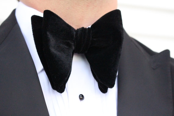 Men's Pre-tied Bowtie Adjustable Handmade Velvet Fabric Necktie