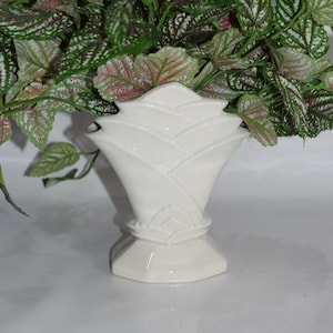 Art Deco Skyscraper Porcelain Vase Unique Interesting Shape 1930’s Czech Pottery White Articulated Flower Vase Made in Czechoslovakia