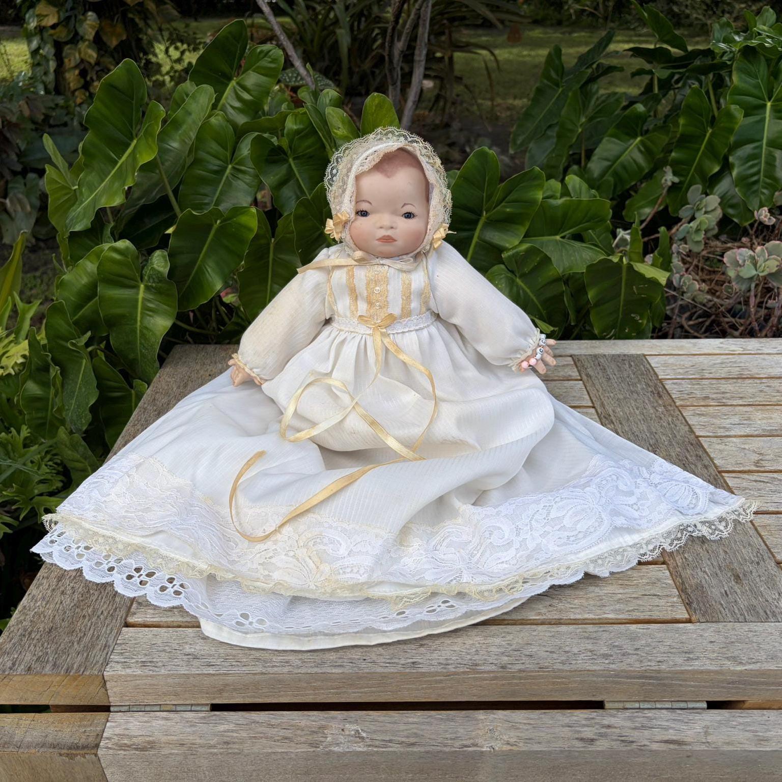 アンティークベビードール Vintage Miniature Porcelain Baby Doll, Articulated - Etsy Set of