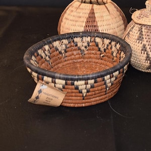 African Zulu Nut Bowl Basket Open Handwoven Made In South Africa 7&quot;X 3”