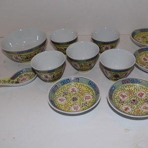 Famille Rose Traditional Chinese Jingdezhen Ceramic Porcelain Longevity Chinese Porcelain Yellow Sake Cup Chinese Mun Shou Soy Sauce Dish