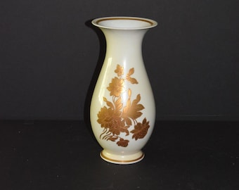 Heinrich Selb Roloff handgemalt Bavaria Germany Vase Made Of Porcelain In The Art Deco Style Porcelain Vase 1930s Gold Application German