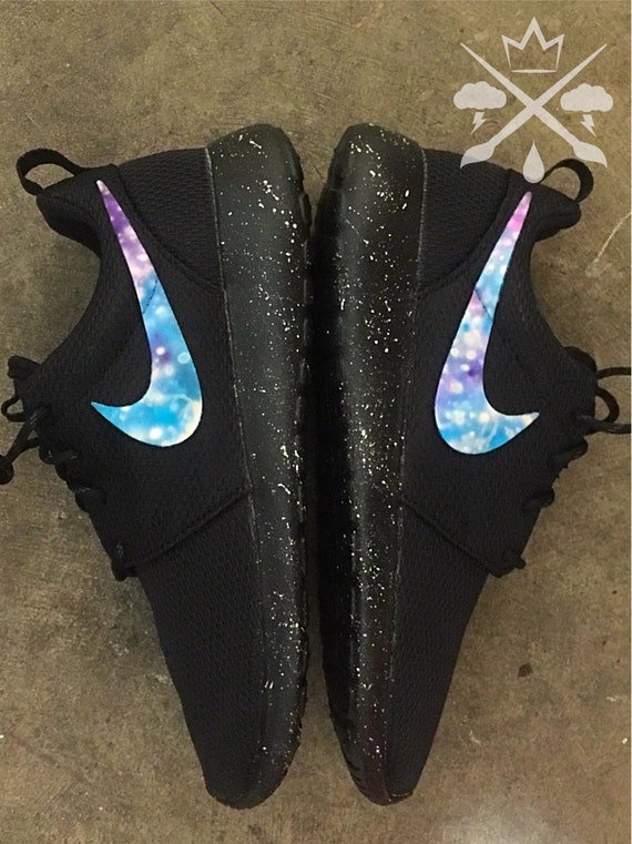 nike roshe black and white speckled