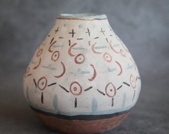 Southwestern Color Design Pottery Vase Signed Artisan Piece