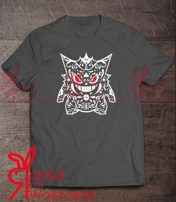 Silhouette design monsterinspired pokemon em uma camiseta estilo