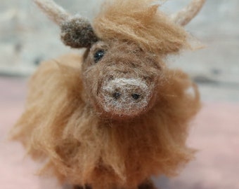 Highland Cow Needle Felting Pattern plus video tutorial - Great Highland cow gift idea!