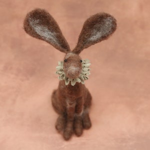 Hare Needle Felting Pattern For Beginners - Instant download and video tutorial - Perfect for beginners and a great handmade gift