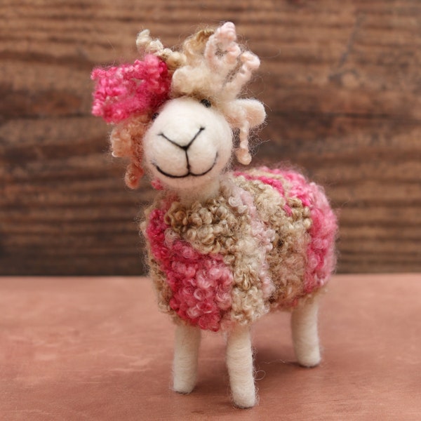 Sheep Needle Felting Pattern - Instant download and video tutorial - Super easy pattern and tutorial - Perfect for nervous beginners