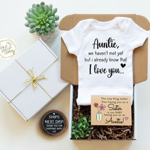 Auntie I Love You GIFT BOX Baby Announcement Onesie® Bodysuit a Personalize Pregnancy Reveal keepsake gift for a Sister New Auntie Aunt Tia image 1