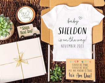 Baby on the way GIFT BOX Pregnancy Announcement Onesie® Bodysuit a Personalize Baby Reveal gift for Parent Grandparents Sister Auntie Family