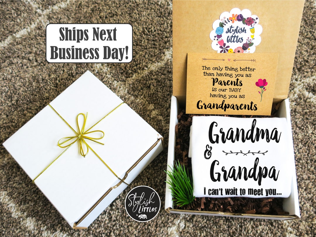 Pregnancy announcement card for grand parents reveal great grandparents  PA91