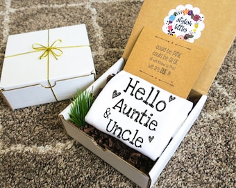 Pregnancy Announcement Baby Reveal Onesie ® to Sister Tia Aunt Auntie Uncle Tio Brother in a Gift Box