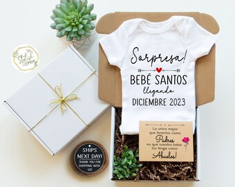 Sorpresa Pregnancy Announcement Personalized Baby Reveal Onesie® for Abuela Abuelo Padres in a Gift Box Anuncio de Embarazo para Abuelitos