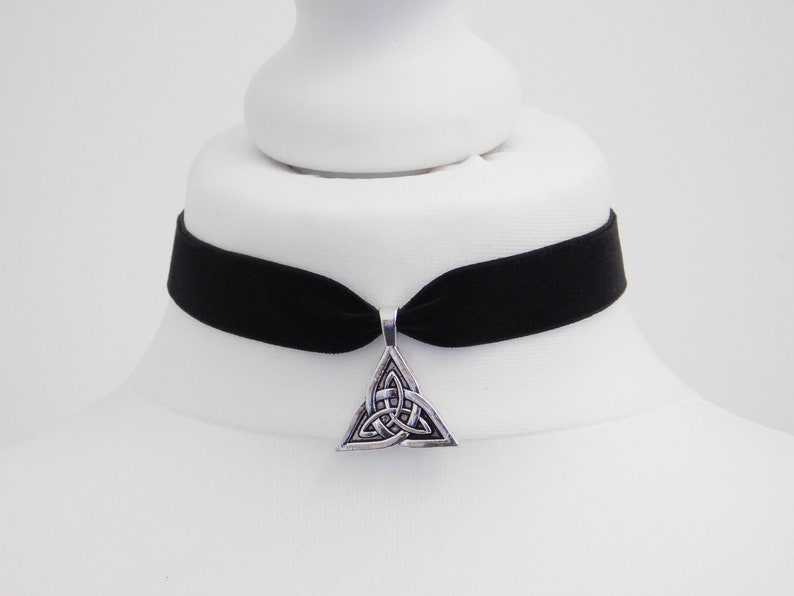 Black Velvet Choker Various Sizes Wicca Choker Handmade Pagan Choker Adjustable Choker TRIQUETRA CELTIC CHOKER Necklace