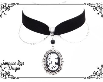 SKULL CAMEO Black Velvet Choker Necklace, Gothic Skull Bride Choker Necklace, Lolita Choker