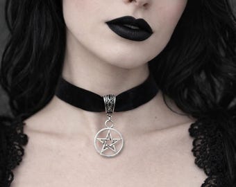 PENTAGRAM VELVET CHOKER Necklace in Black  | Gothic Pagan Wicca Choker | Various Sizes Choker