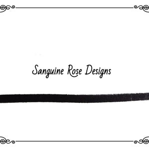 DAINTY BLACK CHOKER Halskette, Schwarzer Samt-Choker, dünner Choker, Gothic Choker, Boho Choker, handgemacht, verstellbar, verschiedene Größen
