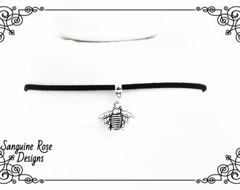 Bee Choker Necklace - Black Velvet Choker - Pagan Choker - Bee Necklace - Bumble Bee - Charm Choker, Handmade, Adjustable, Various Size