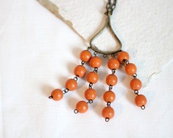 Vintage necklace with wooden beads in orange, Art Deco inspired boho jewelry