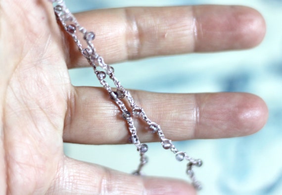 Handgeknüpfte Kette aus Silberfäden mit Amethyste… - image 3