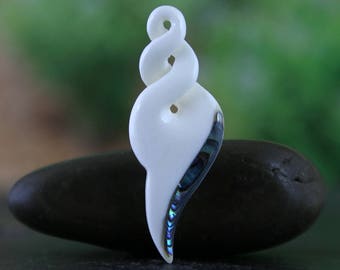 Maori Hawaiian Carving Manaia Hei Matau Mother of Pearl Inlay Infinity Symbol Pendant Bead Focal Charm Handcrafted Faux Ivory Cow Bone 55MM