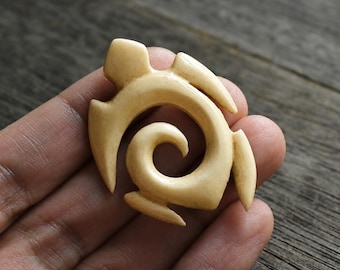 Handgesneden been zeeschildpad brandpunt, spiraalvormige Honu-bedel voor oceaansieraden, 38 mm