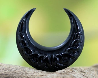 Carved Horn Celtic Crescent Moon Focal • Dark Boho Pendant • 35mm