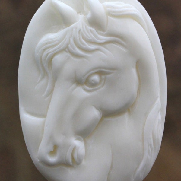 Horse Carving Equestrian Southwestern Cowboy Rodeo Majestic Carved Cow Bone Organic Cabochon Carving Free Drilling Faux Ivory Stallion 54MM