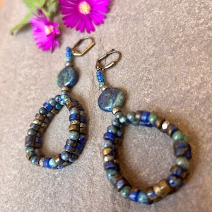 Tierra y Sky Beaded Hoop Earrings