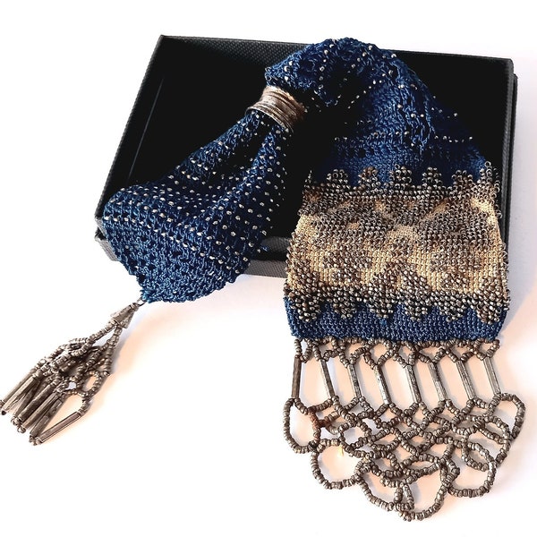 Antique crochet beggars/misers purse