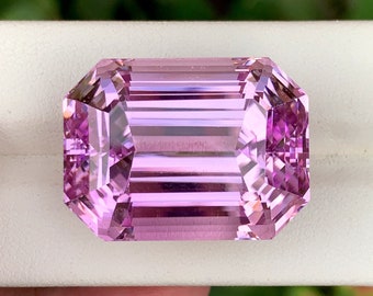Piedra preciosa de kunzita rosa lavanda: 83,70 quilates, talla esmeralda, piedra natal de octubre