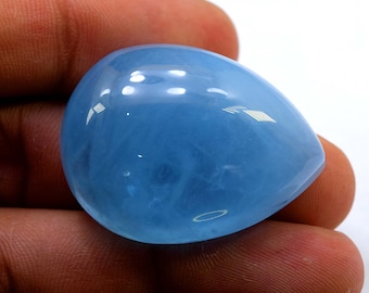 Cabujón de aguamarina de corte pera de 90 quilates: piedra preciosa azul oscuro pulida