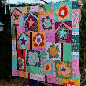 For The Birds quilt top