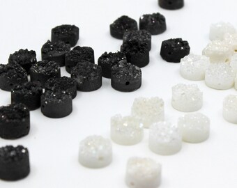 Runde Druzy Geode Perle, Schwarze runde Druzy Quartz Perle, Stein unregelmäßige Perle, weiße gebohrte Drusy Perlen //BBB Zubehör // L-C044D