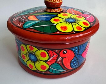 Vintage Talavera Mexican Hand Painted Pottery Tortilla Warmer / Cooking Pot