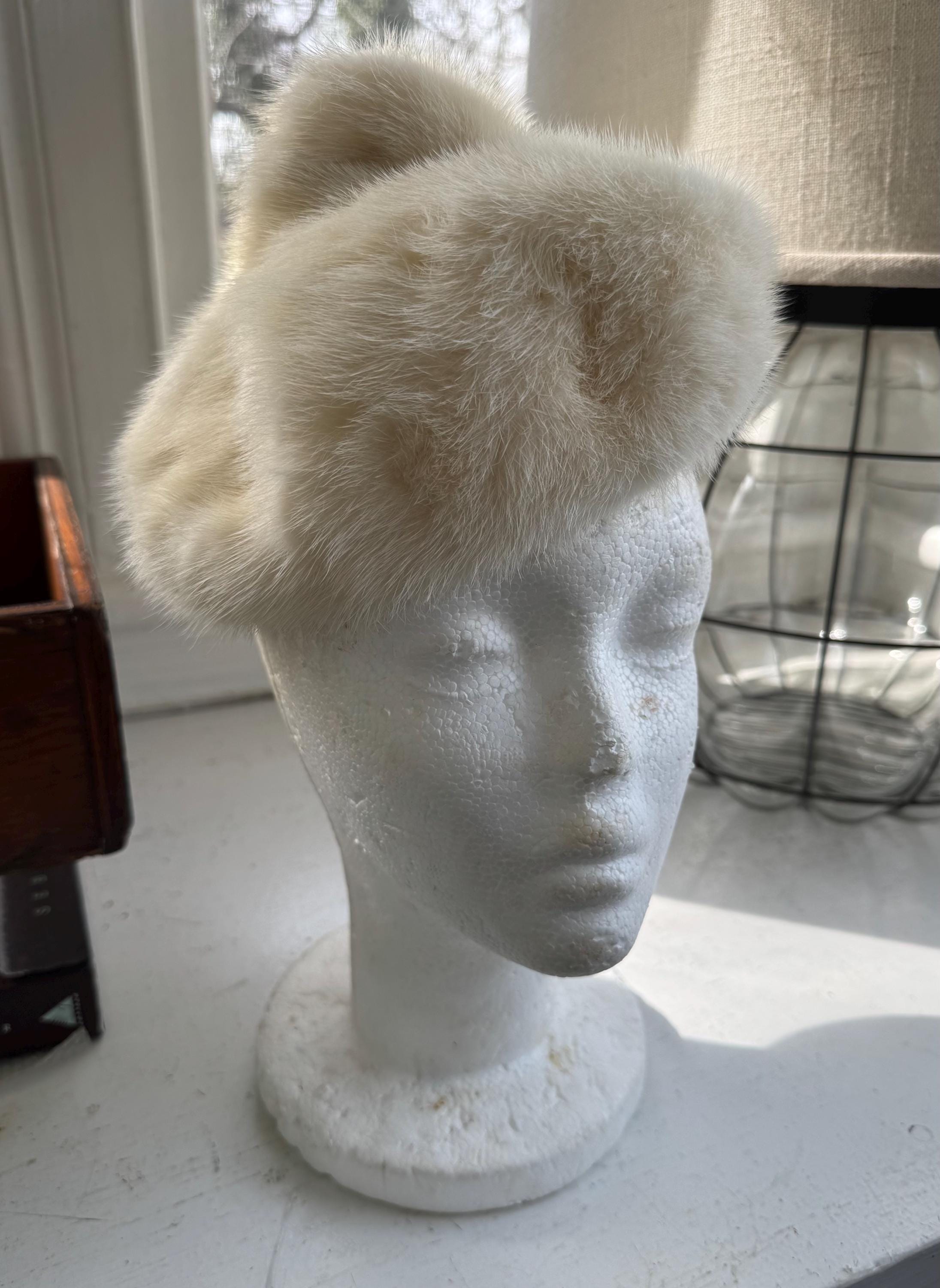 Vintage 1950s Monsieur Jacques Ivory Genuine Mink Fur Hat - Etsy display picture 1