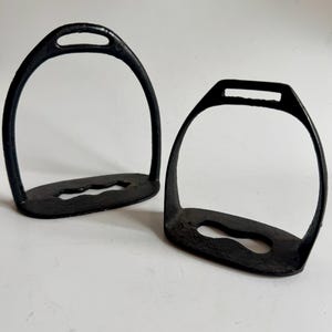 Antique Civil War Cast Iron Horse Riding Stirrups
