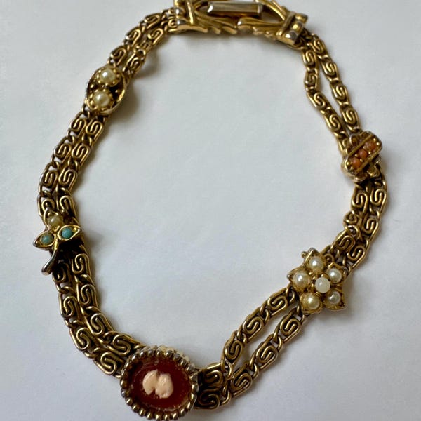 Vintage 1960s Victorian Revival Gold Tone Double Chain Cameo / Charm Bracelet
