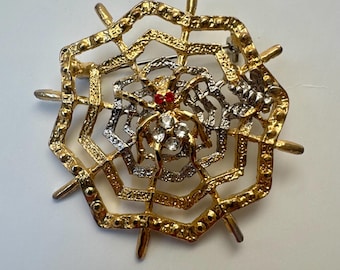 Vintage Gold Tone Metal Spider Web with Red Eyed Spider Costume Jewelry Brooch