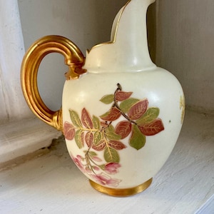 Antique Royal Worcester Gilded Gold Hand Painted Floral Flat Back Jug / Pitcher