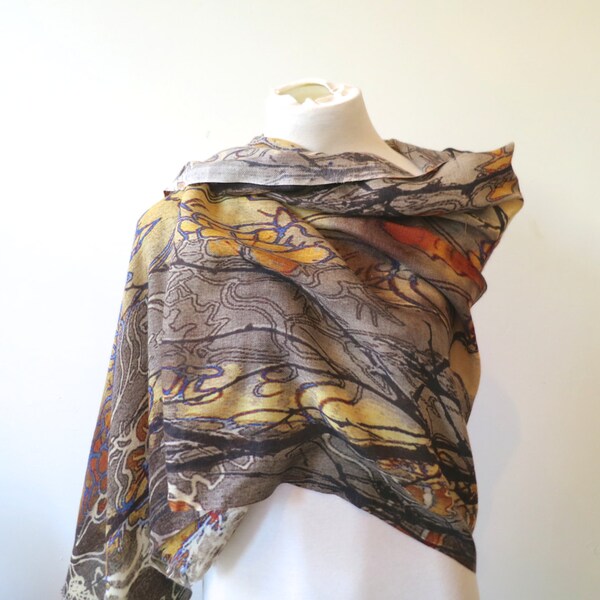 90s ultra light wool? shawl, cave drawings, hieroglyphics, women's wrap, shawl, fringed shawl, 150 grams, 516/386
