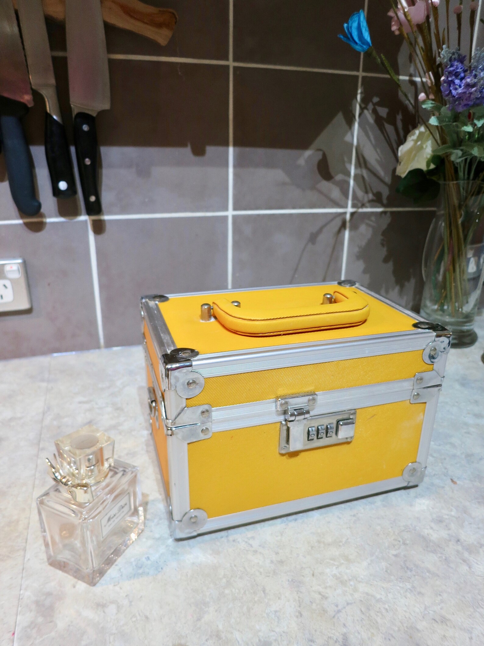 Vintage retro yellow vanity case hard shell case cosmetic Etsy