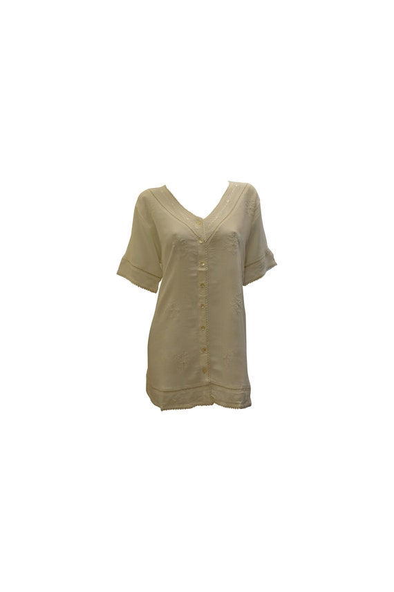 Plus size short sleeve embroidered paisley front button v-neck top freesize up to 18 white