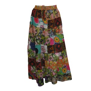 Rockabilly-rok met bloemenpatchwork: gelaagd viscosekatoen, vrije maat